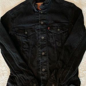 Levi's black denim jacket